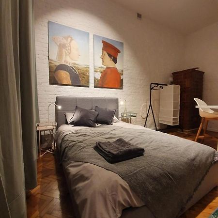 Takie Studio, Ze Zal Nie Wynajac Łódź Esterno foto