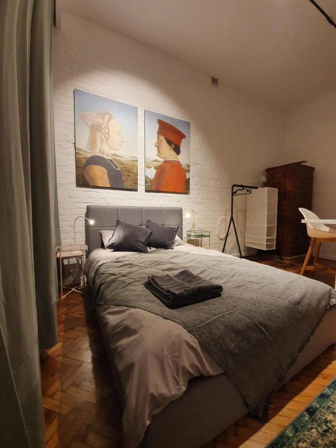 Takie Studio, Ze Zal Nie Wynajac Łódź Esterno foto