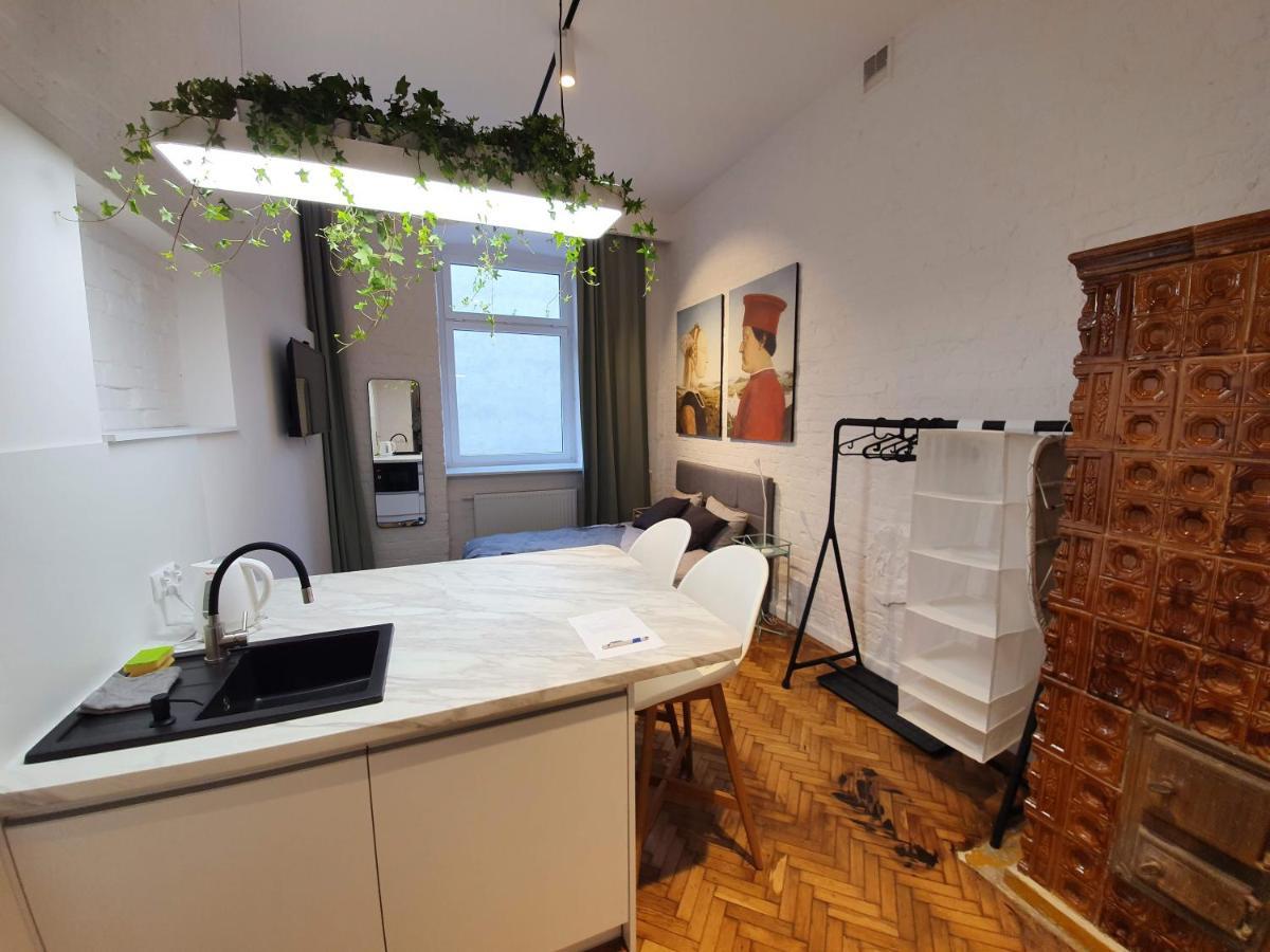 Takie Studio, Ze Zal Nie Wynajac Łódź Esterno foto