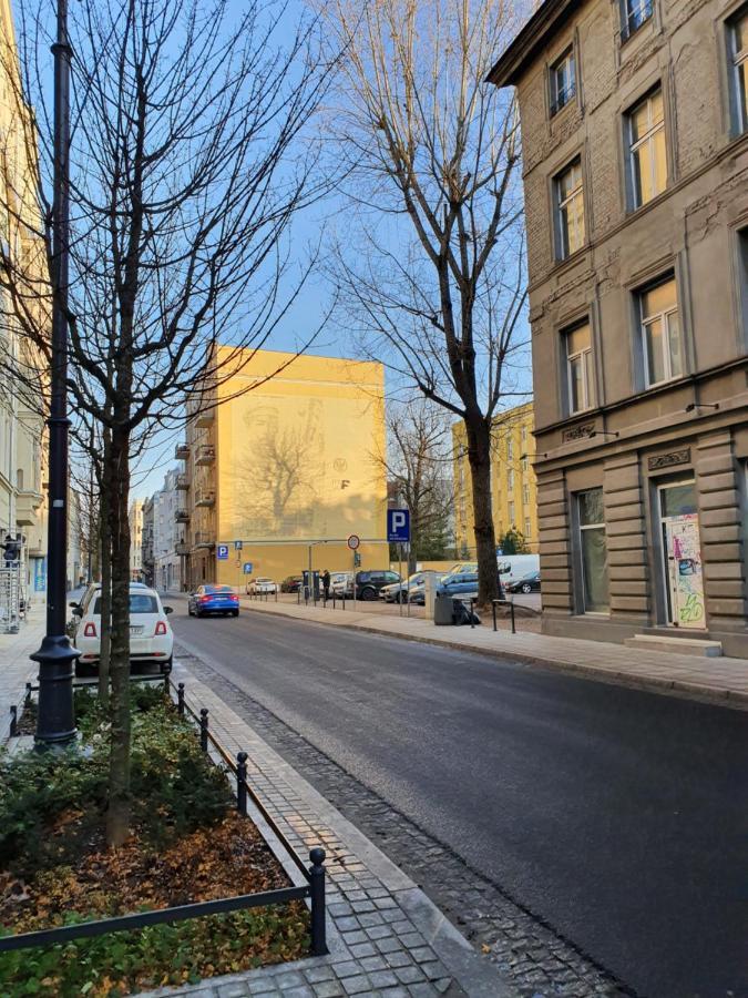 Takie Studio, Ze Zal Nie Wynajac Łódź Esterno foto